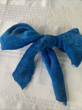 Blue Velvet Bow Brooch - Elegant Blue Fabric Pin